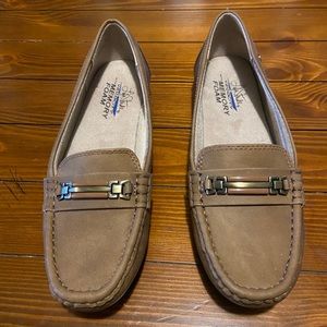 Life Stride Velocity memory foam loafers
